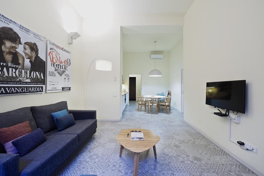 Uma Suites Pau Claris برشلونة المظهر الخارجي الصورة