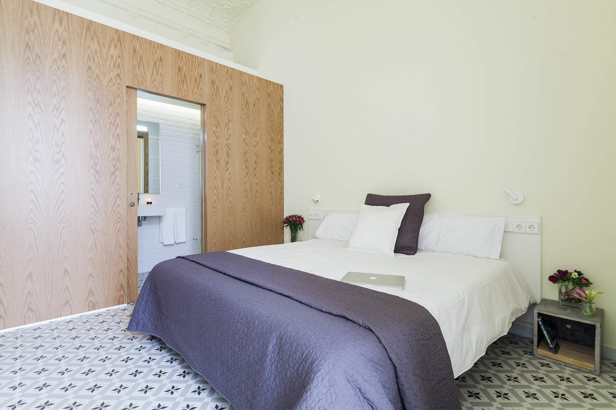 Uma Suites Pau Claris برشلونة المظهر الخارجي الصورة